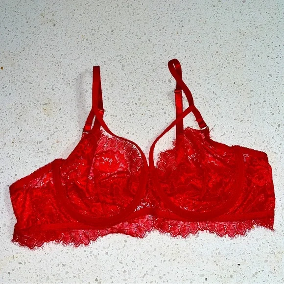 New Bra - Picture 1 of 1